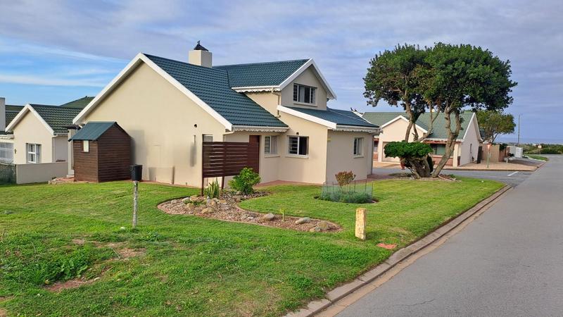 2 Bedroom Property for Sale in Stilbaai Wes Western Cape